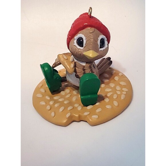 Hallmark Spencer Sparrow Tree Ornament 1988 Bird On A Cracker Christmas - Picture 2 of 10